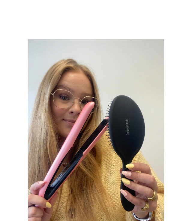 HH Simonsen True Divinity incl. Gloss Brush - Peachy Gold SS25